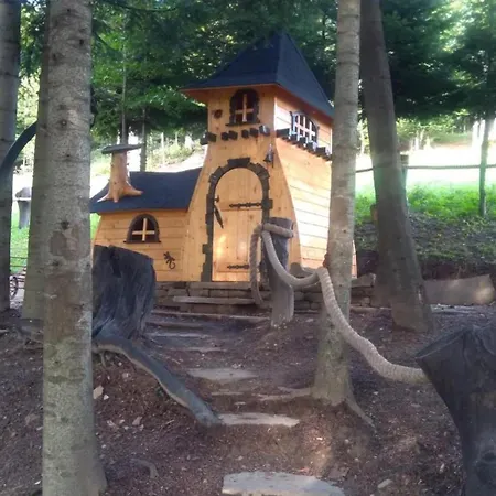 Pod Biegunem, Wioska Smerfow Oraz Wzgorze Gargamela Żywiec