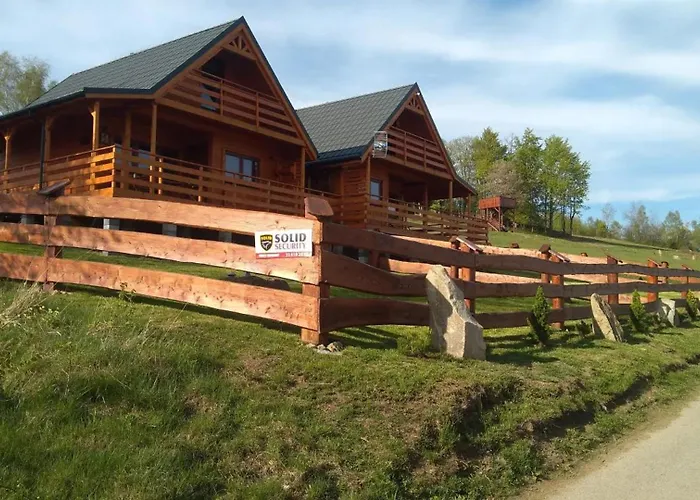 Pod Biegunem, Wioska Smerfow Oraz Wzgorze Gargamela * Żywiec